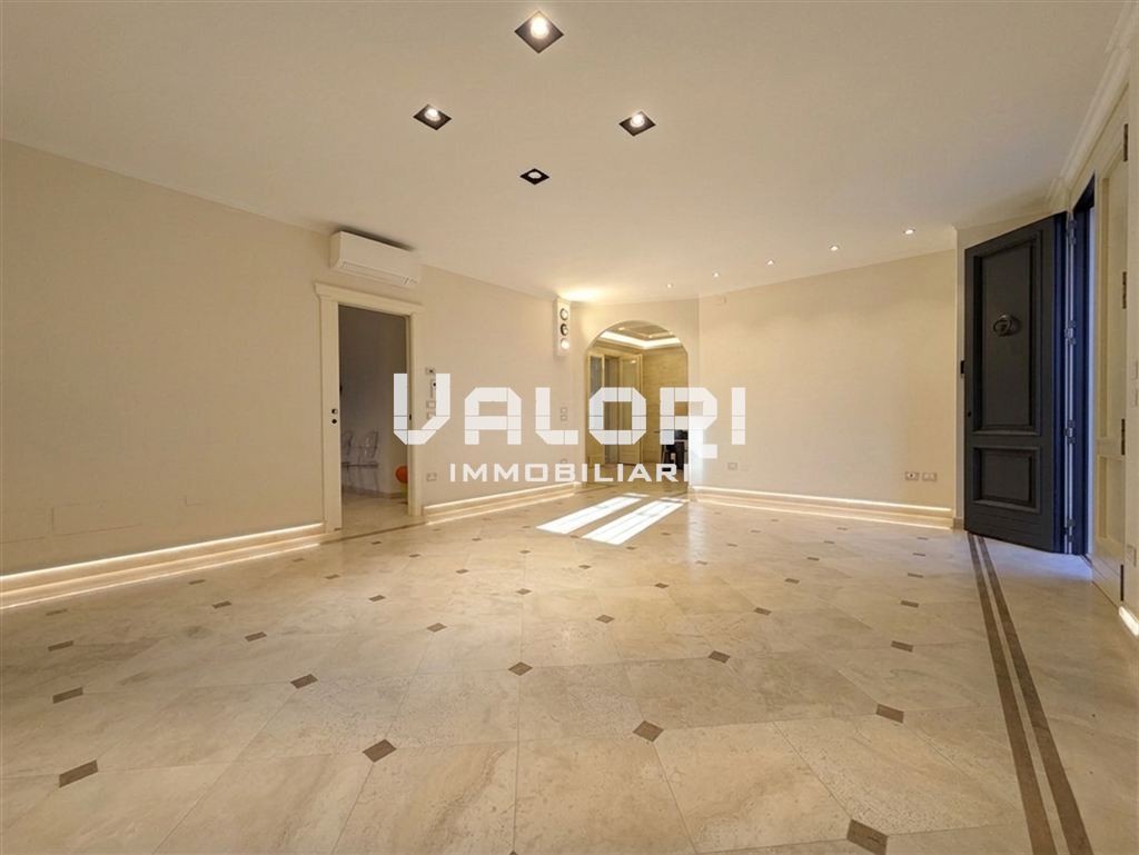 Elegante Residenza Indipendente in Via Firenze a Faenza